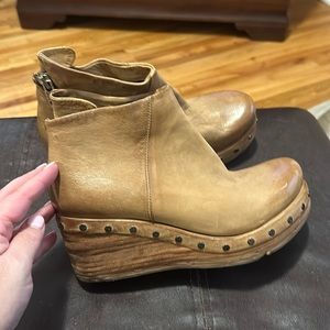 A.S.98 Savina Women's Wedge Bootie color camel. Never worn